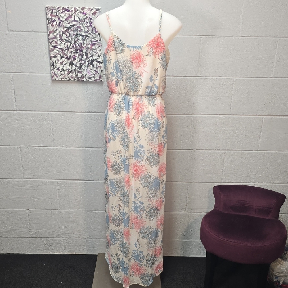 Lush Floral Maxi Dress in Pink and Blue - Picture 5 of 9